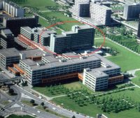 Der Mexikoring 33 in der City Nord - Heimat der ersten privaten Nachrichtensendung. Der Kreis markiert das Gebäude von APF-Blick. Quelle: Vermessungsamt Hamburg